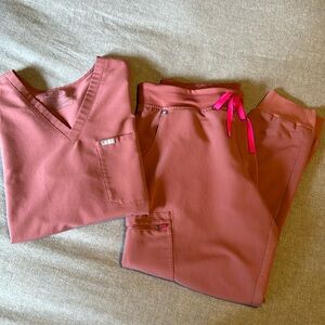 Figs Women’s Scrub Set - XL